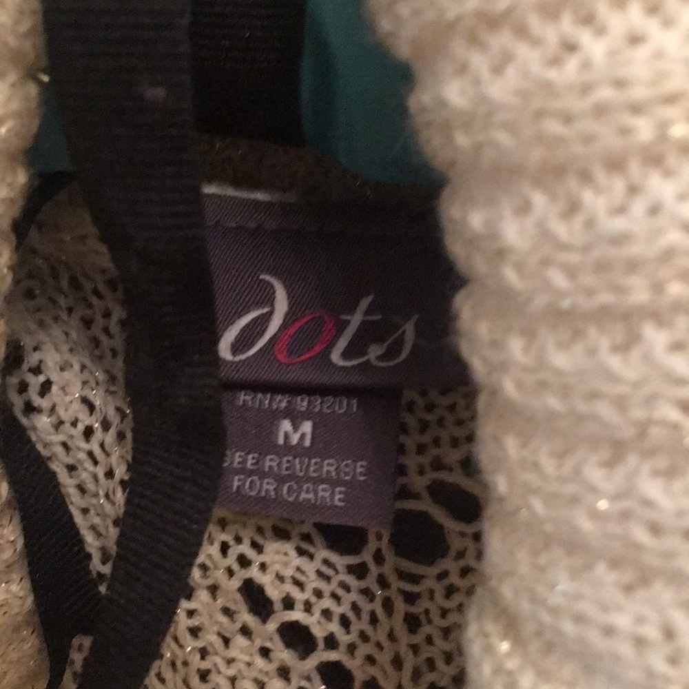 Sweater - Picture 4 of 4